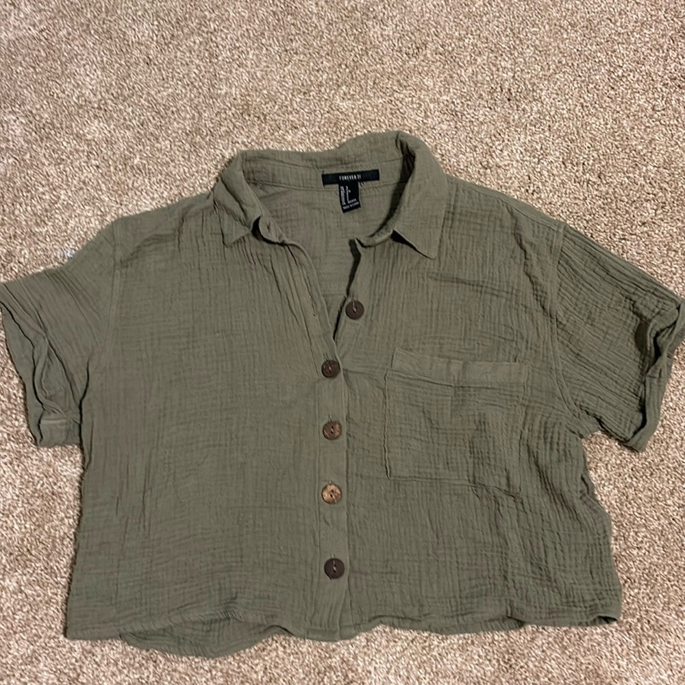 Forever 21 green crop top size small